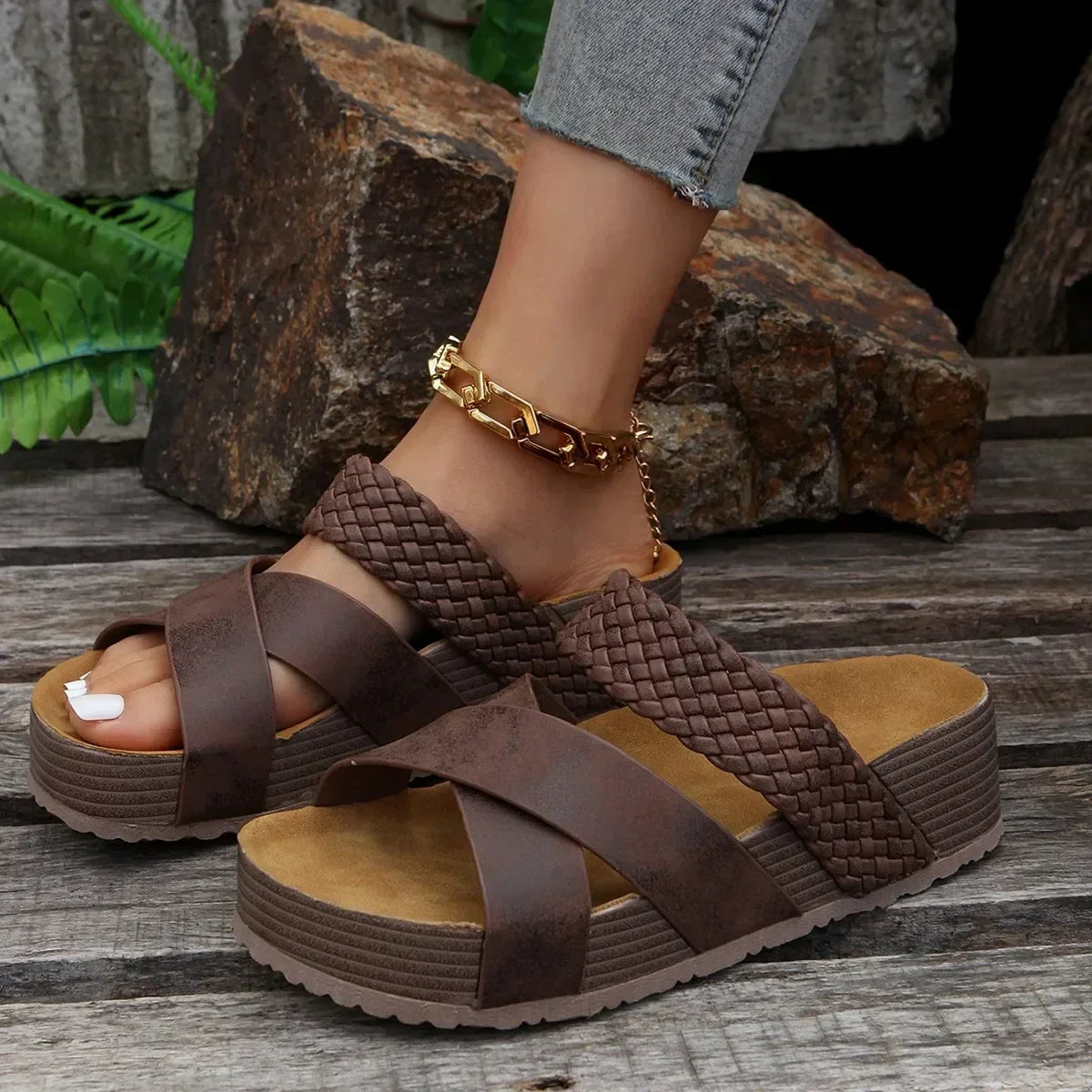 Sandales tressées pour femmes