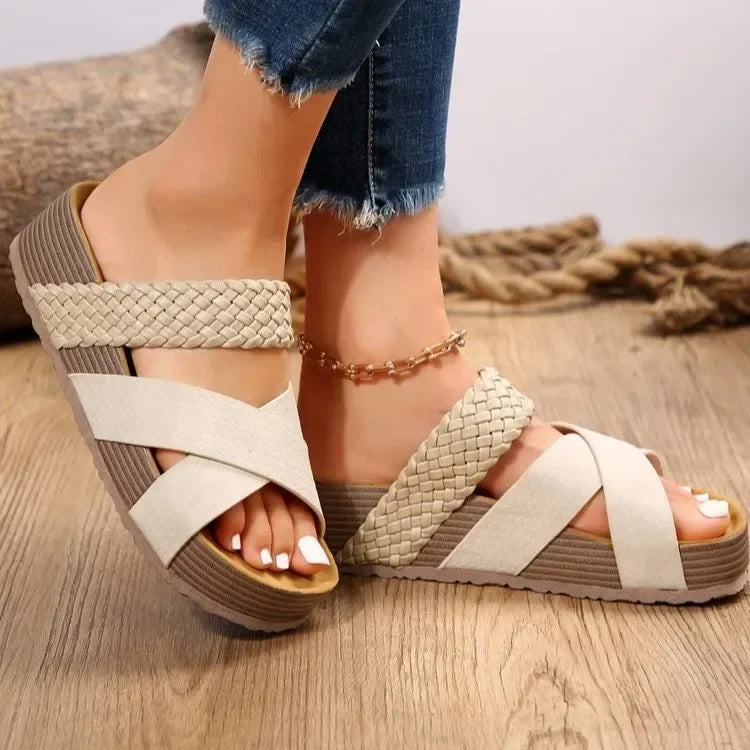 Sandales tressées pour femmes